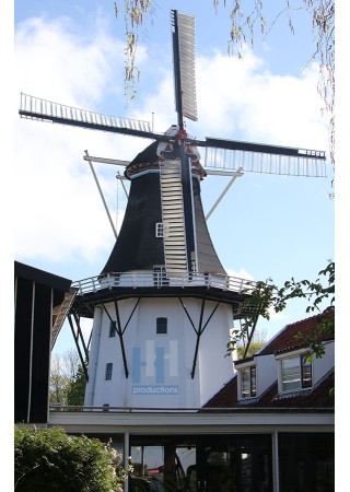 Noorderhoogerbrug - De Wilhelmina 01